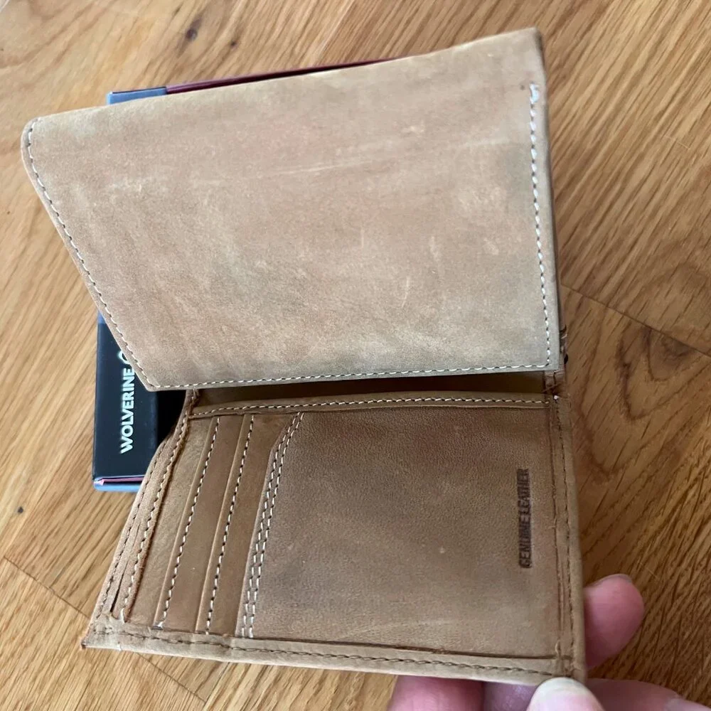 NWT Wolverine Rugged Trifold Wallet - Picture 5 of 15